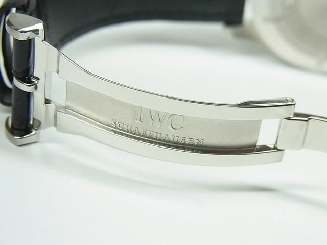 IWC パイロットウォッチ マーク16 ブラック文字盤 IW325501 正規