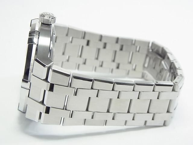 モーリスラクロア　アイコン42mmステンレススチールブレスレット モーリス・ラクロア】オールマイティーに活躍できる。ステンレス