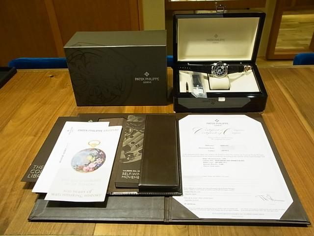 パテック・フィリップ カラトラバ 18Kホワイトゴールド ブラック文字盤