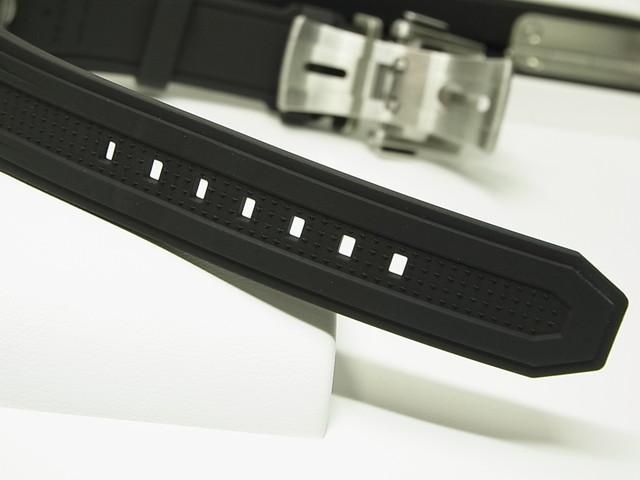 ゼニス デファイ スカイライン ブラックダイヤル 正規未使用品
