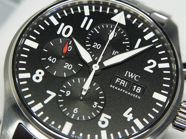 IWC パイロットウォッチ・クロノグラフ IW377710 正規品 - 腕時計専門 