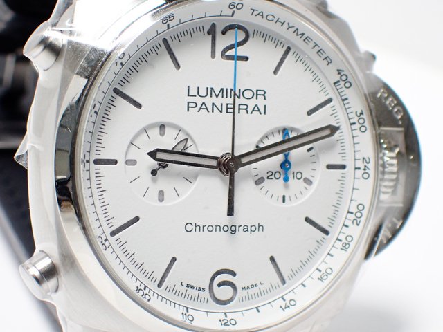 パネライ ルミノール クロノ 白文字盤 PAM01218 2022年 - 腕時計専門店 