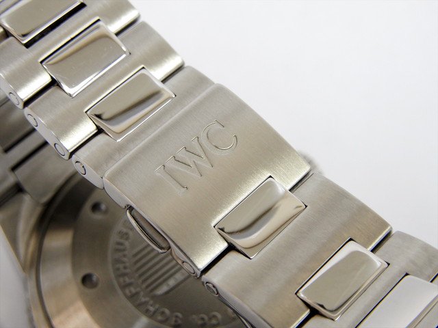 IWC GSTアクアタイマー ステンレス ブラック文字盤 - 腕時計専門店THE-TICKEN(ティッケン) オンラインショップ