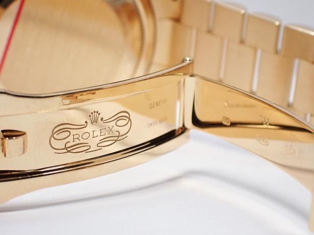 ロレックス デイデイト 36MM YG ホワイトシェル・インデックス
