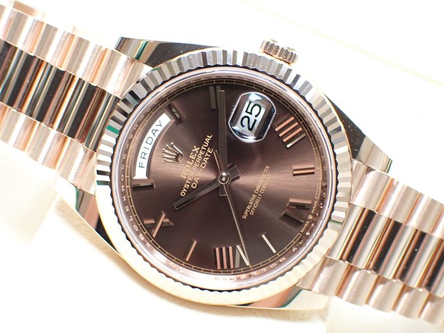 ロレックス デイデイト40 エバーRG チョコレートローマン 228235 - 腕時計専門店THE-TICKEN(ティッケン) オンラインショップ