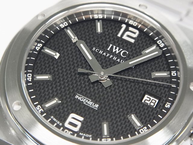 IWC インヂュニア・オートマティック ブラック文字盤 IW322701 - 腕時計専門店THE-TICKEN(ティッケン) オンラインショップ