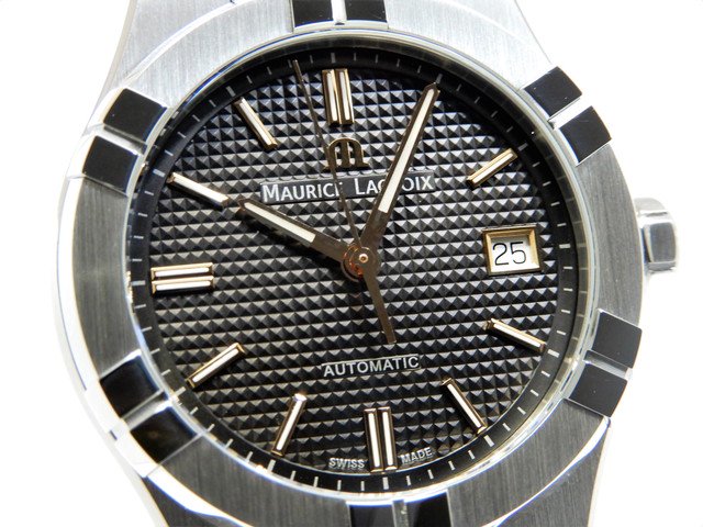 モーリスラクロア アイコン オートマティック 39MM ブラック - 腕時計 