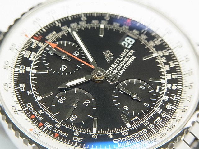 ブライトリング ナビタイマー クロノグラフ 41 ブラック文字盤 A13324 - 腕時計専門店THE-TICKEN(ティッケン) オンラインショップ