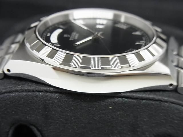 チューダー ロイヤル・デイトデイ ブラックローマン 41MM 28600