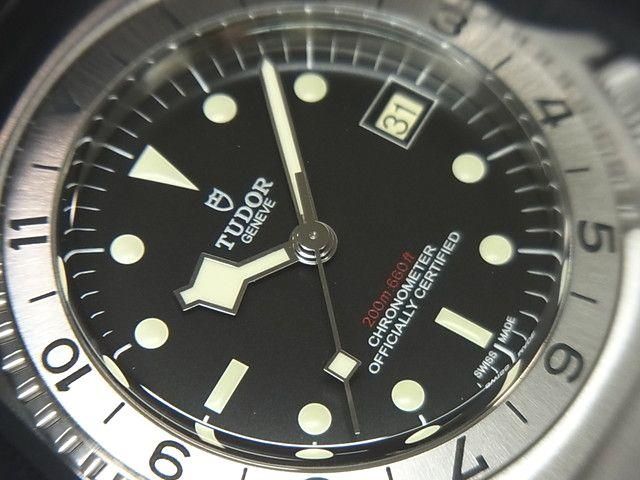 チューダー ブラック・ベイ P01 ブラック文字盤 42MM REF.70150