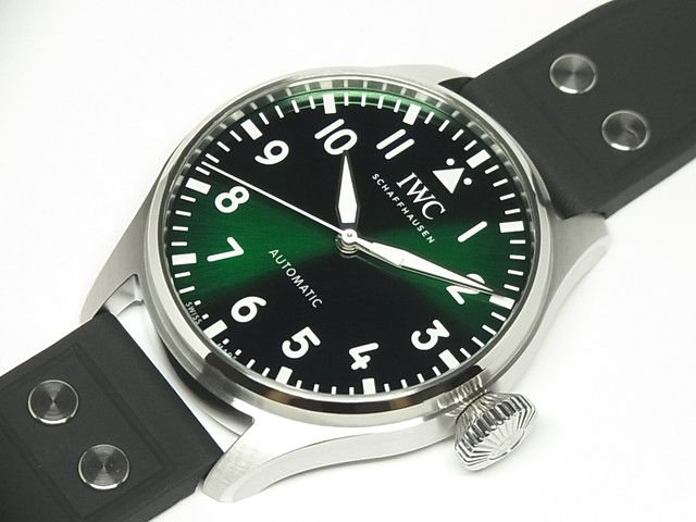 IWC ビッグ・パイロット・ウォッチ 43 グリーンダイヤル IW329306 未使用品 - 腕時計専門店THE-TICKEN(ティッケン)  オンラインショップ