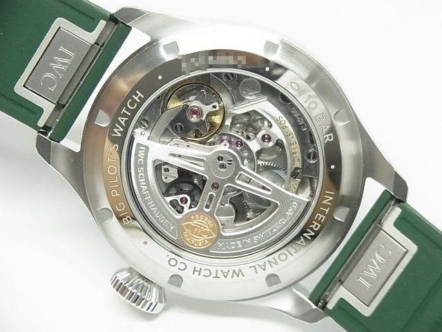 IWC ビッグ・パイロット・ウォッチ 43 グリーンダイヤル