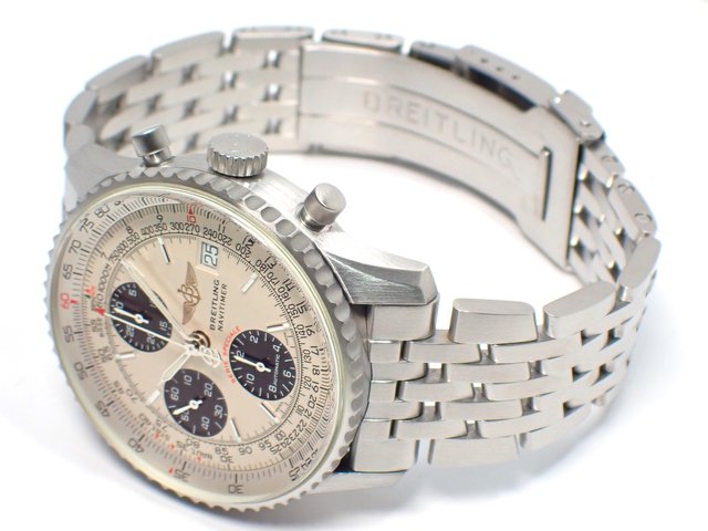 ブライトリング ナビタイマー ファイターズ クロノグラフ アイボリー A13330 - 腕時計専門店THE-TICKEN(ティッケン)  オンラインショップ