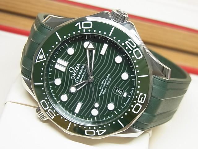 OMEGA シーマスターダイバー３００Mラバーベルト グリーン ショートサイズ-