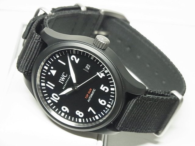 IWC パイロットウォッチ オートマティック トップガン IW326906 腕時計 メンズ 黒文字盤