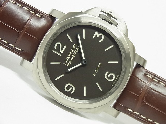 パネライ ルミノール ベース 8デイズ チタニオ PAM00562 Q番 - 腕時計 