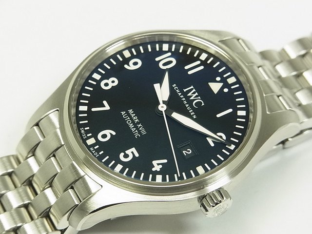 IWC パイロットウォッチ マークXVIII ブラック Ref.IW327011 正規品 - 腕時計専門店THE-TICKEN(ティッケン)  オンラインショップ