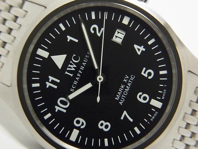 IWC マーク15 ブラック 11連ブレス Ref.3253-002 - 腕時計専門店THE-TICKEN(ティッケン) オンラインショップ