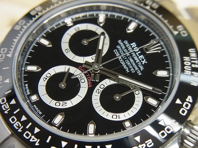 ロレックス　デイトナ　ブラック文字盤　116500LN　シール付き未使用品　　 - 腕時計専門店THE-TICKEN(ティッケン) オンラインショップ