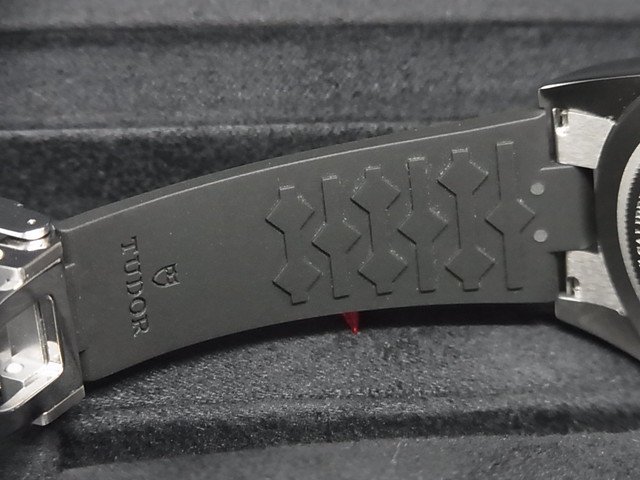 チューダー ブラック・ベイ 54 ブラックラバー 79000N - 腕時計専門店