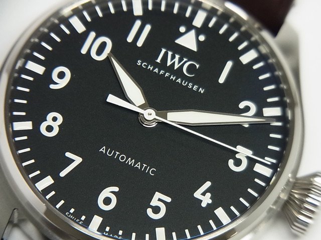 IWC ビッグ・パイロット・ウォッチ 43 ブラック文字盤 IW329301 正規品 - 腕時計専門店THE-TICKEN(ティッケン)  オンラインショップ