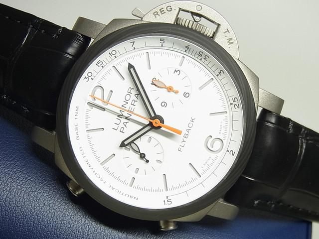 パネライ ルミノール クロノ フライバック ゼブラ PAM01297 世界