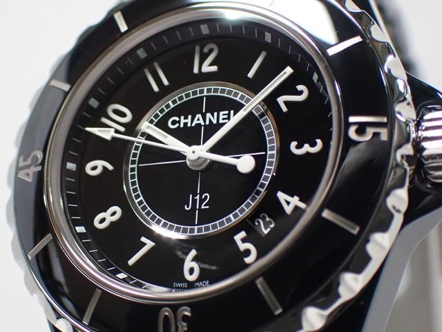 シャネル J12 ブラックセラミック 33ｍｍ H0682 - 腕時計専門店THE 