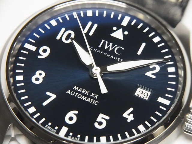 IWC パイロットウォッチ マークXX ブルーダイヤル IW328203 - 腕時計専門店THE-TICKEN(ティッケン) オンラインショップ