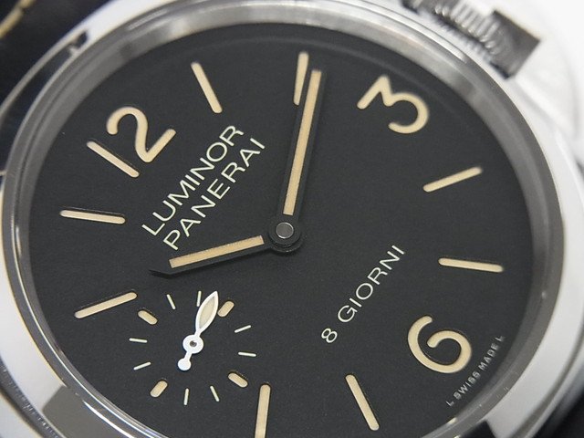 パネライ ルミノール・ベース 8デイズ 44MM PAM00915 正規品 - 腕時計専門店THE-TICKEN(ティッケン) オンラインショップ