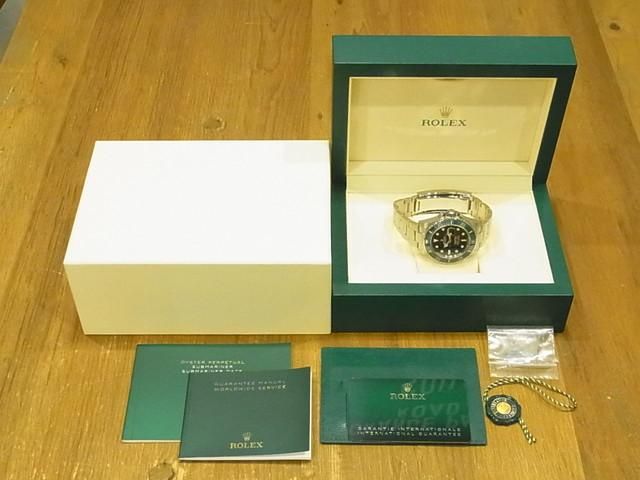 ロレックス サブマリーナ・デイト グリーンベゼル Ref.126610LV