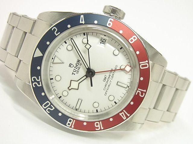 チューダー ブラック・ベイ GMT オパラインダイヤル