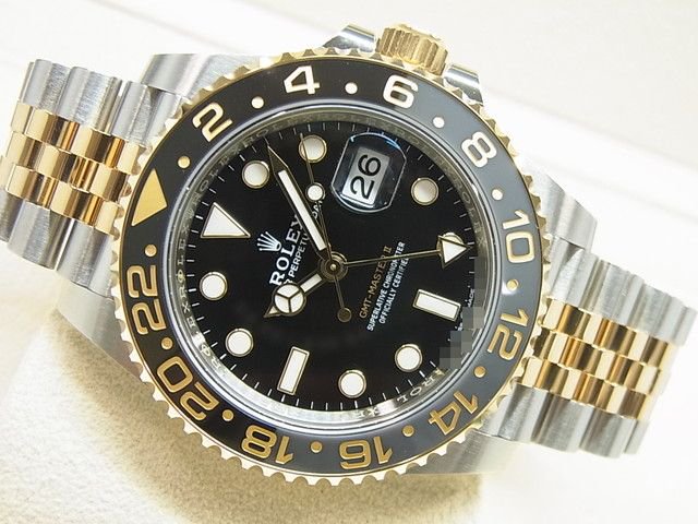 ロレックス GMTマスターII SS×YG グレー/ブラックベゼル 126713GRNR 腕時計専門店THE-TICKEN(ティッケン)  オンラインショップ