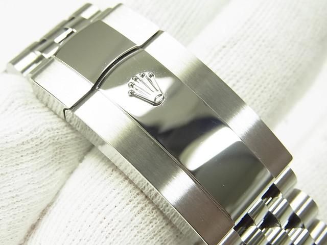 ロレックス スカイドゥエラー ブルー ジュビリーブレス Ref