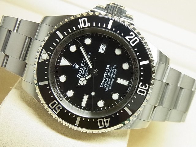 ロレックス　シードゥエラー・ディープシー　ブラック　126660　'20年購入 - 腕時計専門店THE-TICKEN(ティッケン) オンラインショップ