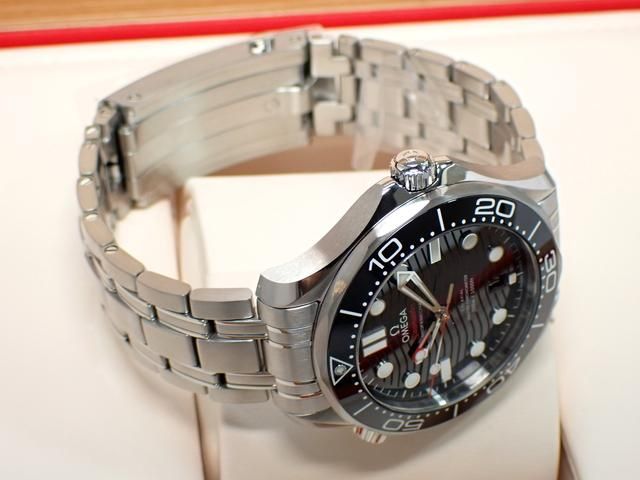 オメガ シーマスター・ダイバー300M ブラック文字盤 42MM ブレス