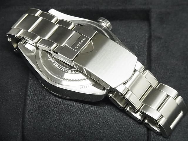 チューダー ブラック・ベイ GMT 41MM オパラインダイヤル