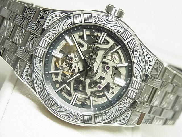 モーリス・ラクロア アイコン・スケルトン アーバントライブ 39MM AI6007-SS009-030-1 - 腕時計専門店THE-TICKEN(ティッケン)  オンラインショップ