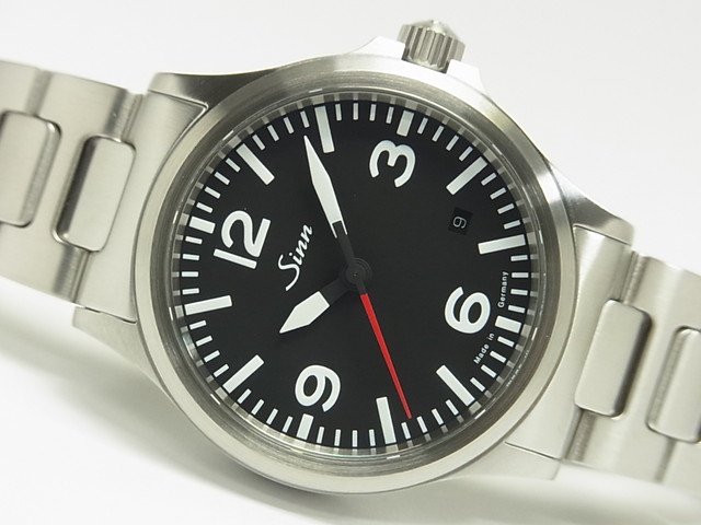 ジン 556.A.RS ブラック文字盤 正規品 38.5MM - 腕時計専門店THE 