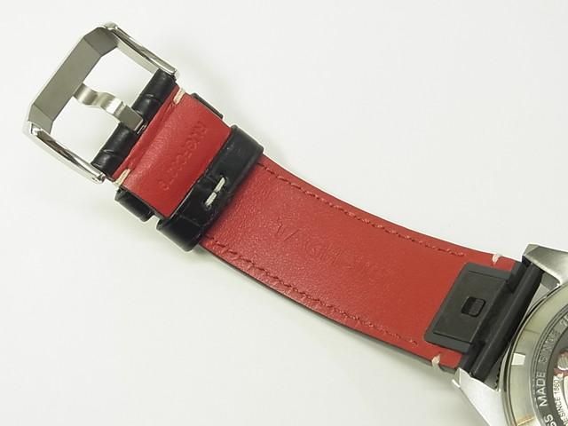 タグ・ホイヤー オータヴィア フライバック クロノメーター 42MM