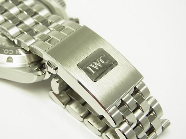 IWC パイロットウォッチ・クロノグラフ 41 グリーンダイヤル