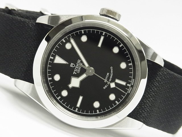 チューダー ヘリテージ・ブラックベイ41 ブラック Ref.79540 - 腕時計 