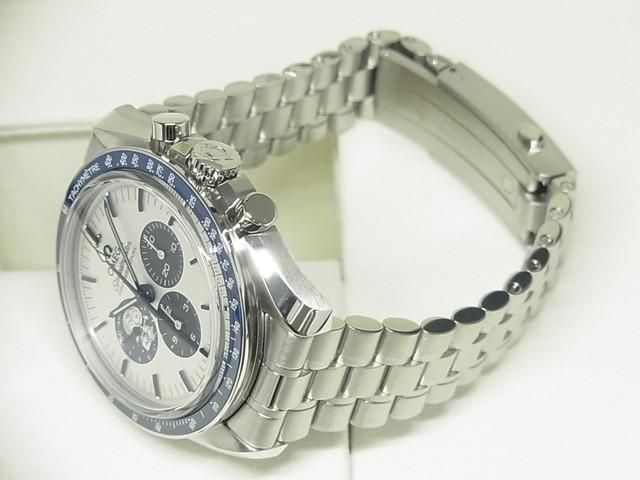 オメガ スピードマスター シルバー・スヌーピーアワード 50周年記念