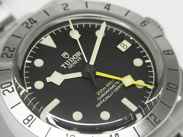 チューダー ブラック・ベイ プロ ブレス仕様 79470 '23年購入 - 腕時計 
