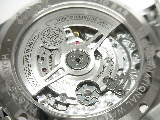 IWC パイロットウォッチ・クロノグラフ 41 ブルーダイヤル