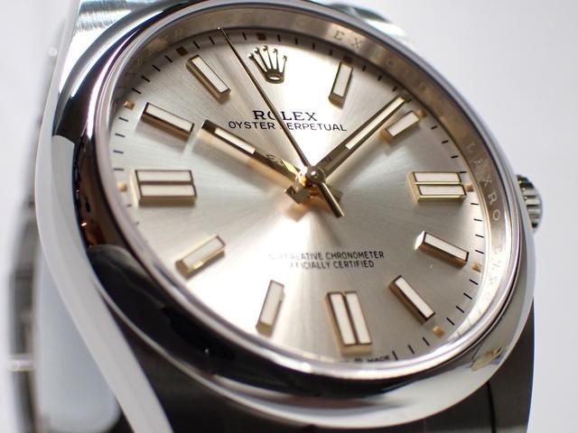 ロレックス オイスターパーペチュアル 41 シルバー 124300