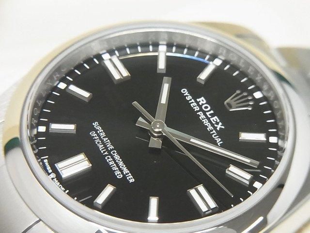 ロレックス オイスターパーペチュアル 36 ブラック 126000 '21年