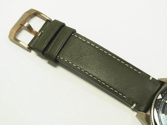 タグ・ホイヤー オータヴィア キャリバー5 ブロンズ 42MM