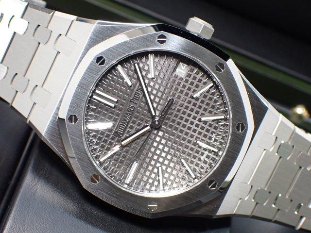 オーデマ・ピゲ ロイヤルオーク オートマティック 41MM グレー