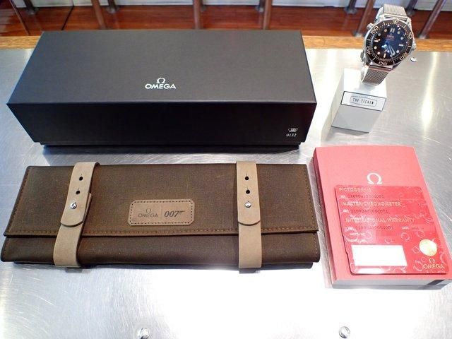 オメガ　ダイバー300M 007 BOX 実機レビュー】オメガ シーマスター ダイバー 300M 007