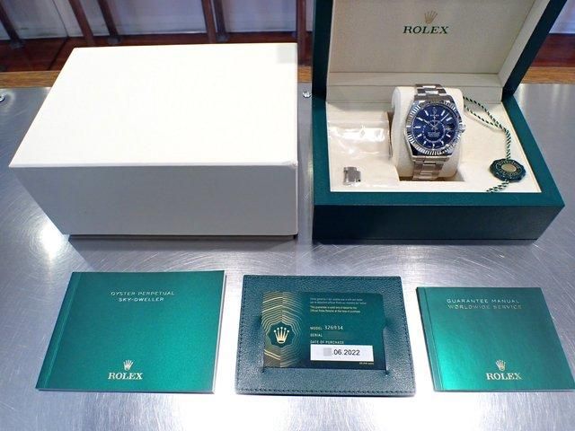 Rolex Sky-Dweller / Black / Jubilee 326934-0006 Watches | Bezel
